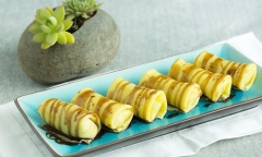 Cùng vào bếp làm bánh chuối cuộn thơm ngon