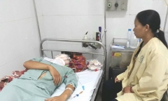 Ngã từ độ cao 3m, nam thanh niên bị cọc tre nhọn đâm xuyên từ cổ lên mũi