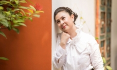 Nhan sắc khó lu mờ của diễn viên Kim Thư dù vất bả bán xôi sau 7 năm ly hôn