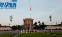 Dòng người đổ về Quảng trường Ba Đình dự lễ chào cờ 2/9