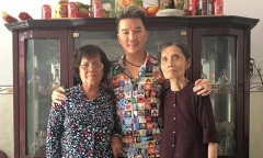 Mr Đàm và tuổi thơ cơ cực: Mẹ là vợ bé, ba mất cũng không có quan tài để chôn