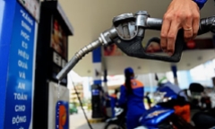 Giá xăng trong nước dự kiến tăng trở lại từ đầu tuần tới