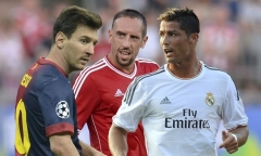 Sếp lớn FIFA công khai bồ trẻ kém 30 tuổi