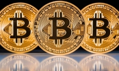 Giá Bitcoin hôm nay 18/1: Bitcoin tiếp tục “bay” mất 800 USD