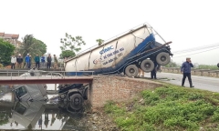 Tin tai nạn giao thông mới nhất ngày 26/3/2019: Va chạm với xe bồn, người phụ nữ đi bán rau tử vong
