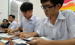 Trở lại trường sau kỳ nghỉ Tết, học sinh 