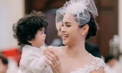 Á hậu Diễm Châu: “Sau khi sinh con, tôi khóc nhiều hơn”