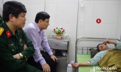 Vướng mìn trong lúc tìm kiếm hài cốt liệt sĩ, một Trung úy nhập viện cấp cứu