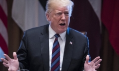 Ông Trump xác nhận sẽ đáp trả Syria trong vòng 24-48h tới