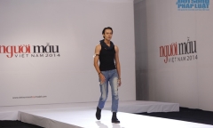 Vietnam's Next Top Model 2014 cùng hai quán quân bị “ném đá” dữ dội