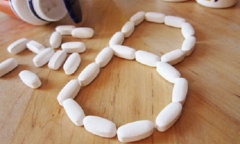 Đàn ông dùng quá nhiều loại vitamin này có thể bị ung thư phổi