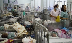 Cha mẹ chủ quan tự chữa ho tại nhà, con 2 tháng tuổi tử vong
