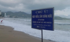 Nhảy xuống cứu 3 du khách nước ngoài gặp nạn, 1 người Nga tử vong