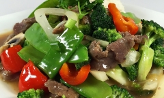Thịt bò xào thập cẩm dinh dưỡng cho bữa cơm trưa