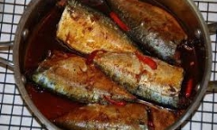 Cách làm món cá nục rim tỏi ớt đậm đà ngon cơm