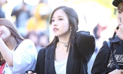 Nữ thần tượng Kpop bị dọa giết, công ty quản lý khởi kiện