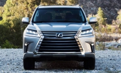 Bảng giá xe Lexus mới nhất tháng 1/2019: Lexus LX570 tăng “sốc” thêm 370 triệu đồng