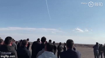 Video: Tên lửa 22 tấn của Trung Quốc mất kiểm soát, lao thẳng xuống đất ngay sau khi phóng