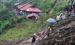 Sạt lở đất ở Lai Châu: Ít nhất 6 người chết, 5 người mất tích