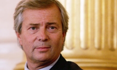 Tỷ phú Pháp Vincent Bollore bị bắt do cáo buộc tham nhũng