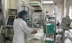 Thai nhi 7 tháng tuổi văng khỏi bụng mẹ trong vụ tai nạn ở Bình Dương đã qua đời