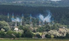 Kiev khoe một ngày  tiêu diệt  300 tay súng ly khai ở Donetsk
