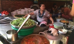 Bí thư Thành ủy Hà Nội: Thu hồi giấy phép kinh doanh nếu chủ quán miệt thị khách