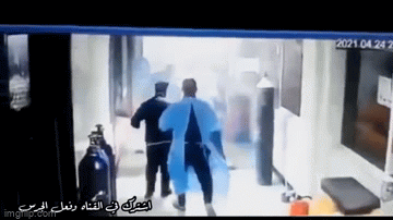 Video: Khoảnh khắc bình oxy tại bệnh viện Iraq phát nổ khiến 82 người thiệt mạng