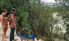 Hàng chục hộ dân ven sông ở Nghệ An tháo chạy vì sợ bị hà bá “nuốt” nhà
