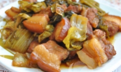 Bí quyết làm món thịt kho dưa cải chua thơm ngon tròn vị