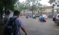 700.000 học sinh Nghệ An nghỉ học tránh bão số 10