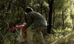 Điều tra vụ em gái bị cưỡng bức, anh trai dùng dao chém 