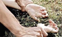 Hà Nội: Giải cứu người phụ nữ bị tên cướp cưỡng bức giữa đồng