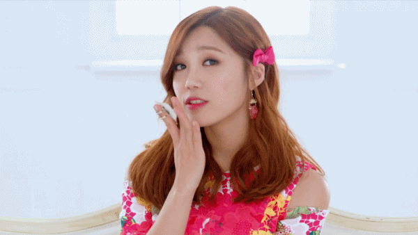 7 “tuyệt chiêu” giúp thần tượng Kpop lấy lòng người hâm mộ