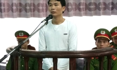 Kẻ đâm chết người vì bị nhắc nhở trên chiếu bạc lãnh án chung thân