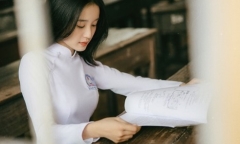 Nữ sinh Đồng Tháp diện áo dài trắng tinh khôi khiến bao anh chàng 