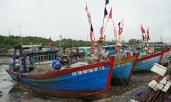 TP.HCM ứng phó bão số 9: Học sinh nghỉ học, 40 trạm bơm túc trực xử lý chống ngập
