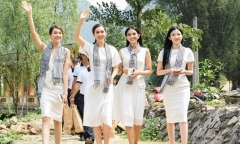 Dàn người đẹp Việt khoe nhan sắc thuần khiết như hoa ban giữa núi rừng Tây Bắc