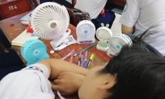 1001 cách sáng tạo ra gió mát của học sinh mùa thi
