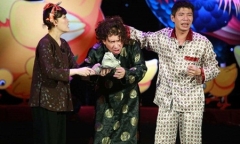 Tiết lộ chuyện 