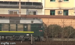 Video hiếm hoi về đoàn tàu bọc thép đưa Chủ tịch Triều Tiên đến Việt Nam