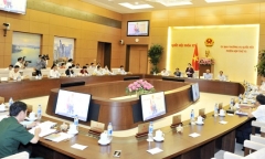 UBTVQH tiến hành chất vấn Bộ trưởng Bộ Xây dựng