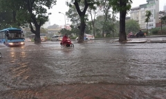 Hà Nội tiếp tục mưa to