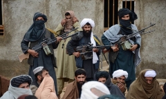 Taliban bất ngờ tấn công căn cứ quân sự của Afghanistan, giết chết 45 người