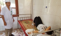 Sau bữa ăn đêm, 37 công nhân nhập viện nghi ngộ độc thực phẩm