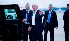 Tổng thống Donald Trump: 