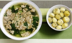 Cách nấu canh riêu cua đồng chuẩn ngon cho bữa tối hao cơm 