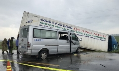 Tin tức tai nạn giao thông mới nhất hôm nay 25/11/2019:  Xe khách gây tai nạn thảm khốc ở Quảng Ngãi