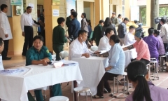 Lực lượng vũ trang Thủ đô khám bệnh miễn phí cho hơn 300 người nghèo