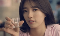 Suzy say rượu và tiết lộ về nụ hôn đầu tiên